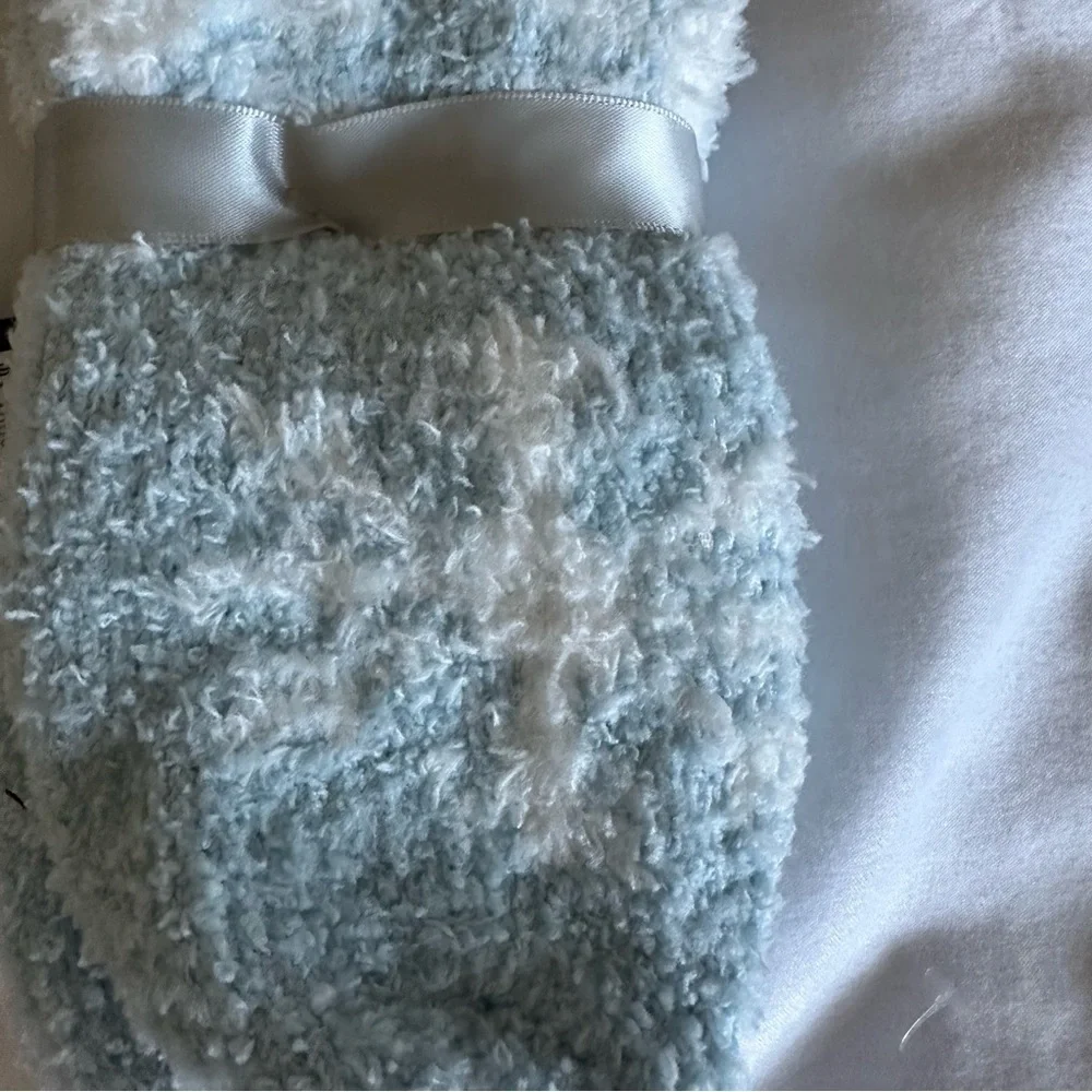 Snowflake Fuzzy Socks